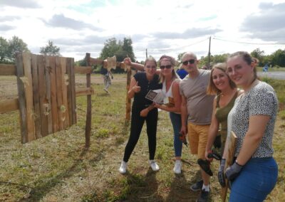 Recyle-art-team-building